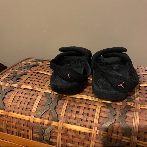 Kids Jordan Hydro 4 GT Sandals - Picture 3 of 7